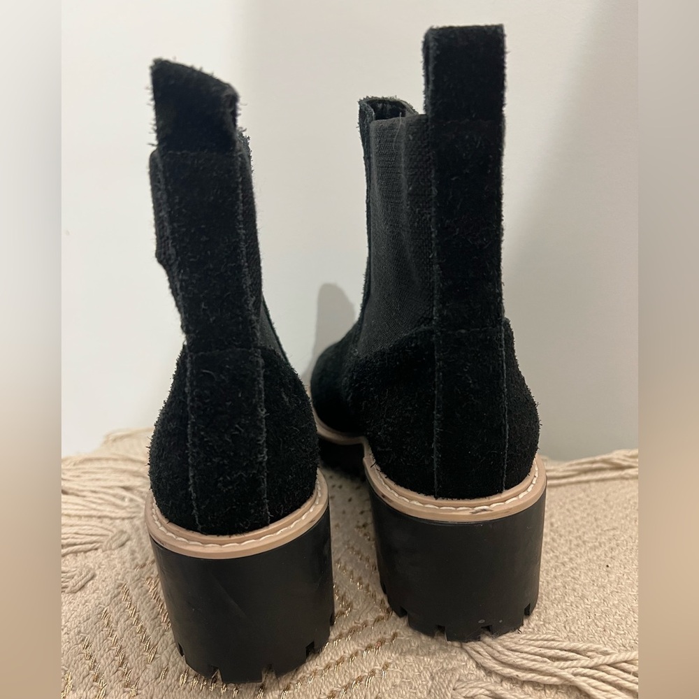 Dolce Vita HELEN Wedge Chelsea Boots – Black | Size 6 | Chunky Lug Sole - Picture 5 of 8